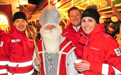 Adventzauber mit Herz, der Adventmarkt in St. Florian im Zeichen des Roten Kreuzes